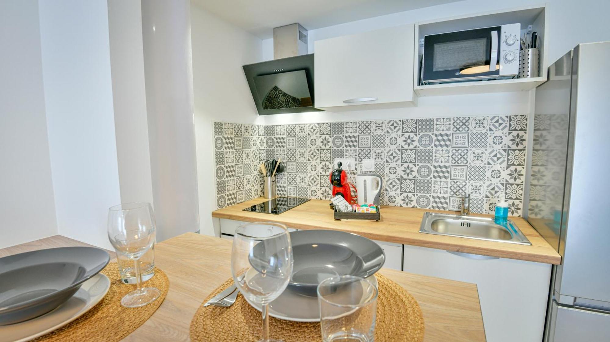 Studio Magda - Fibre Et Tv - Calme Et Confortable Saint-Quentin  Bagian luar foto