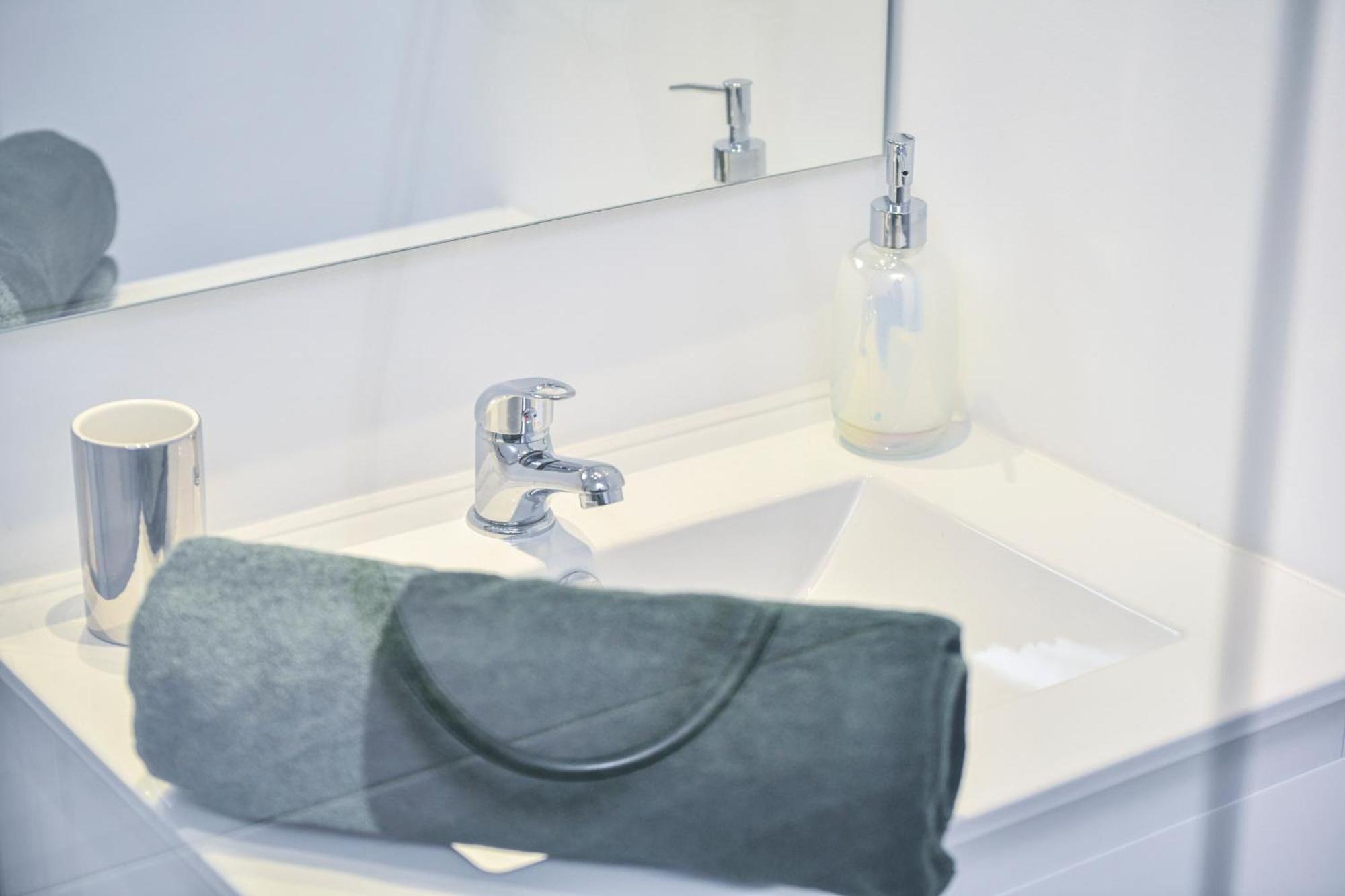 Studio Magda - Fibre Et Tv - Calme Et Confortable Saint-Quentin  Bagian luar foto